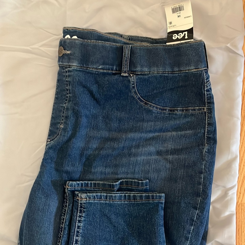 Women’s Lee jeans size 2x